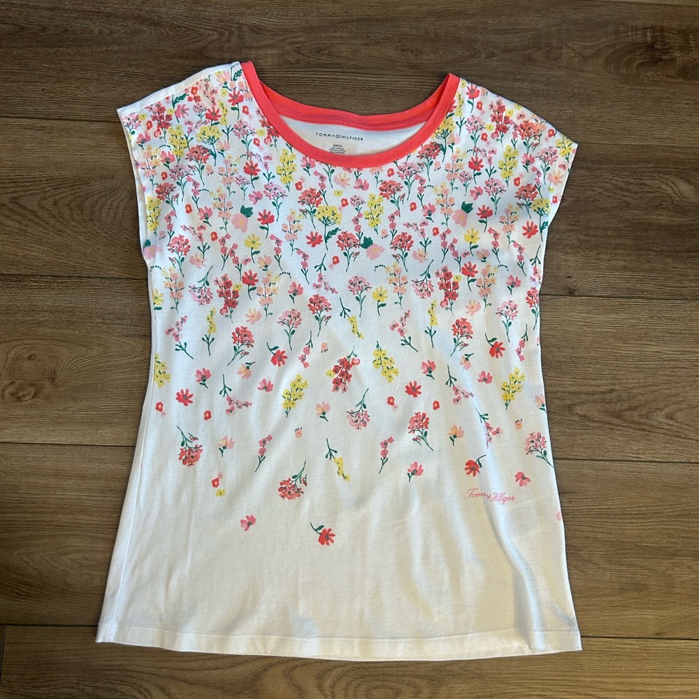Tommy Hilfiger Floral Print Tee Small Coral Trim Cotton Modal Top
